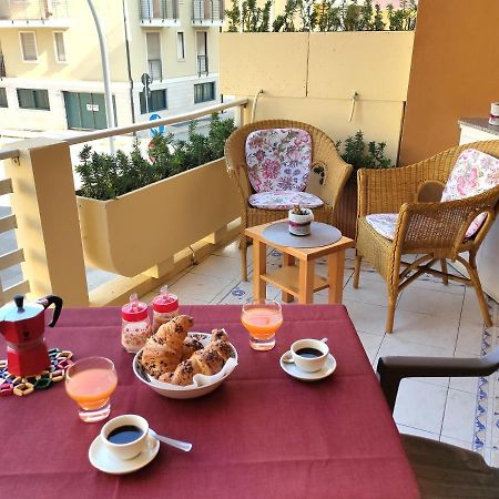 Casa Zulli A Due Passi Dalla Spiaggia อาลเกโร ภายนอก รูปภาพ