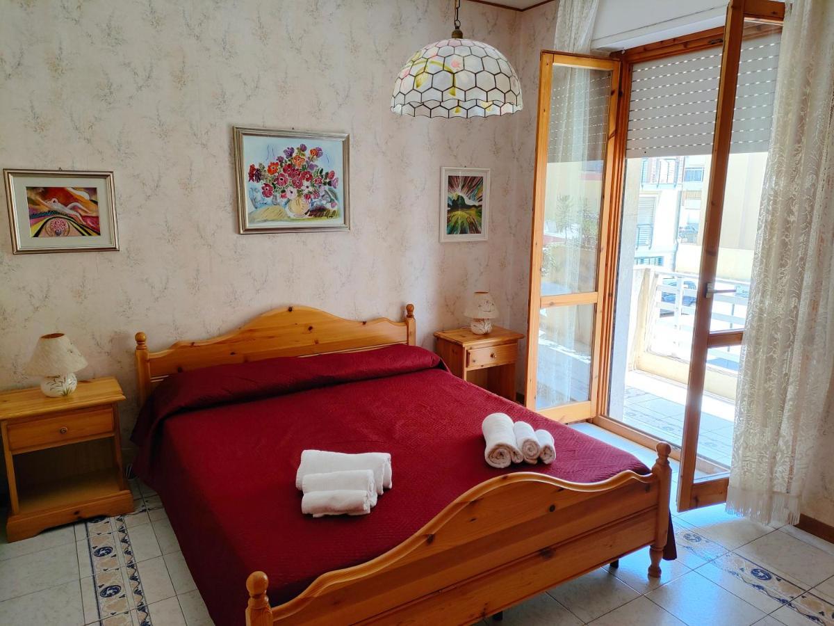 Casa Zulli A Due Passi Dalla Spiaggia อาลเกโร ภายนอก รูปภาพ